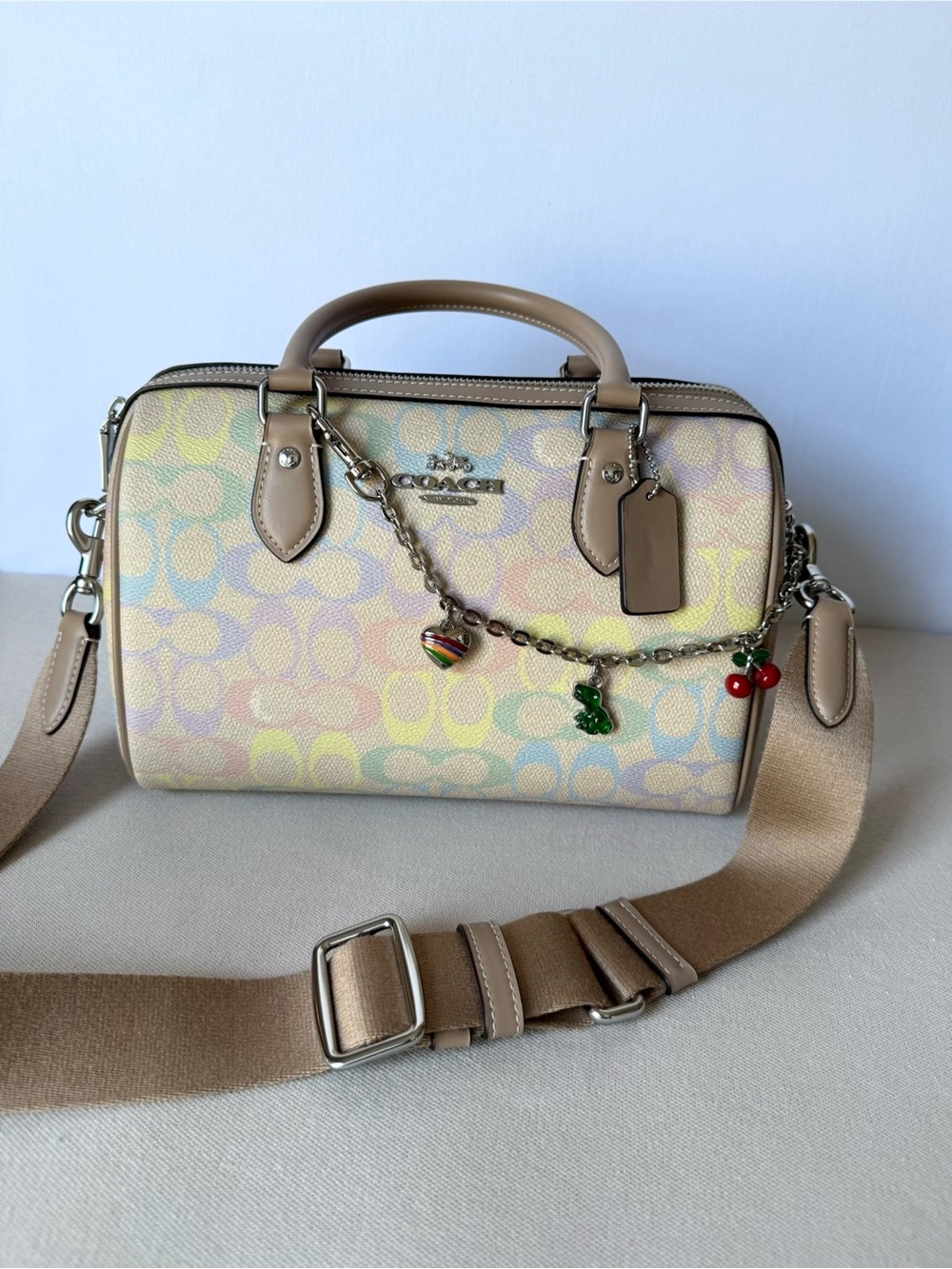 NWT Coach Rowan Satchel Rainbow Signature CDA90 + Gift Set Ready to Gift - Picture 11 of 15